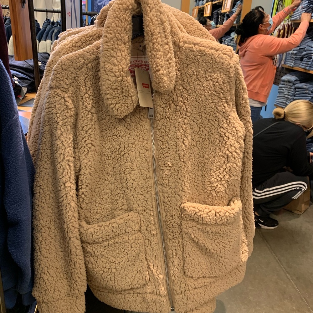 Levi’s oversized sherpa bomber jacket - Picture 3 of 6